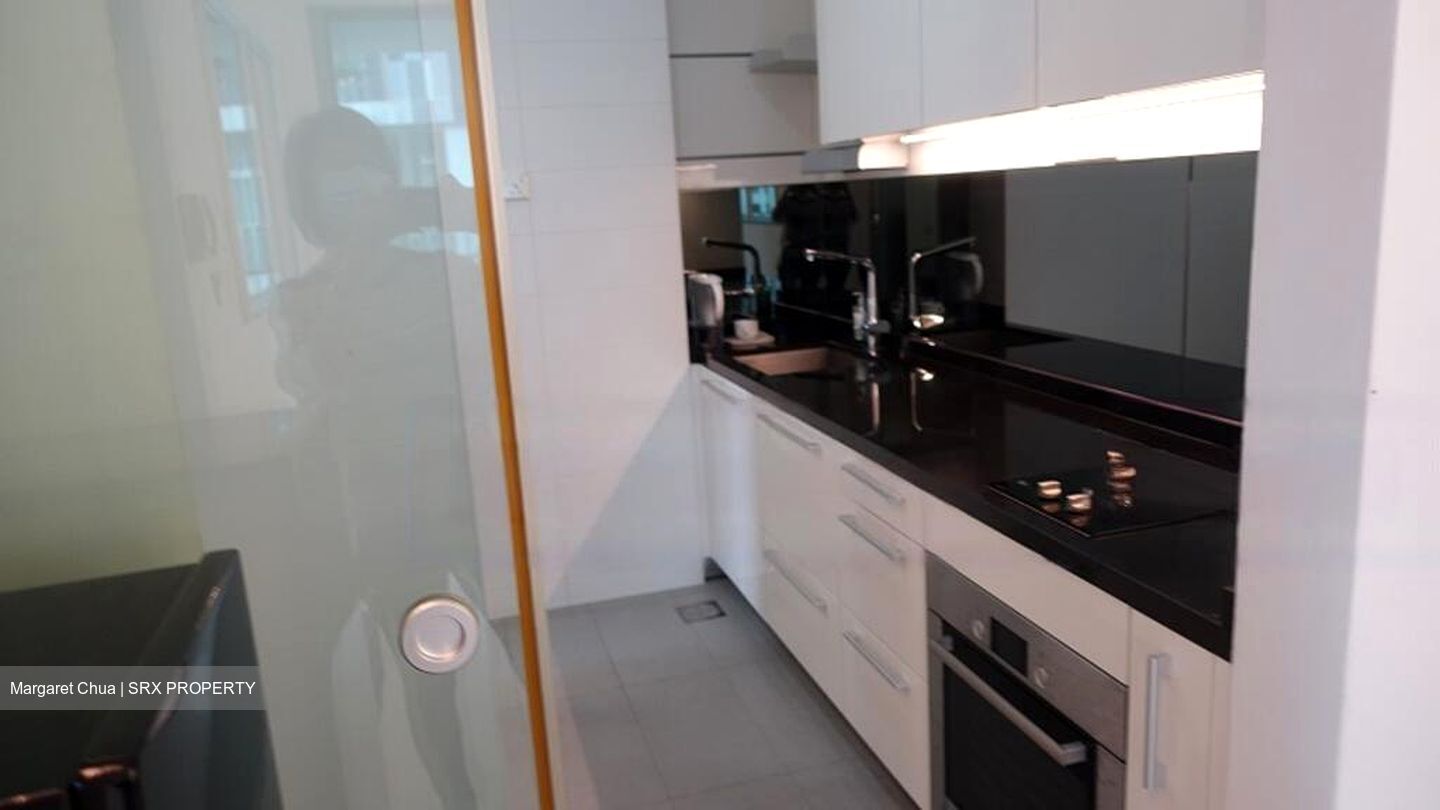 Suites @ Surrey (D11), Apartment #460179561